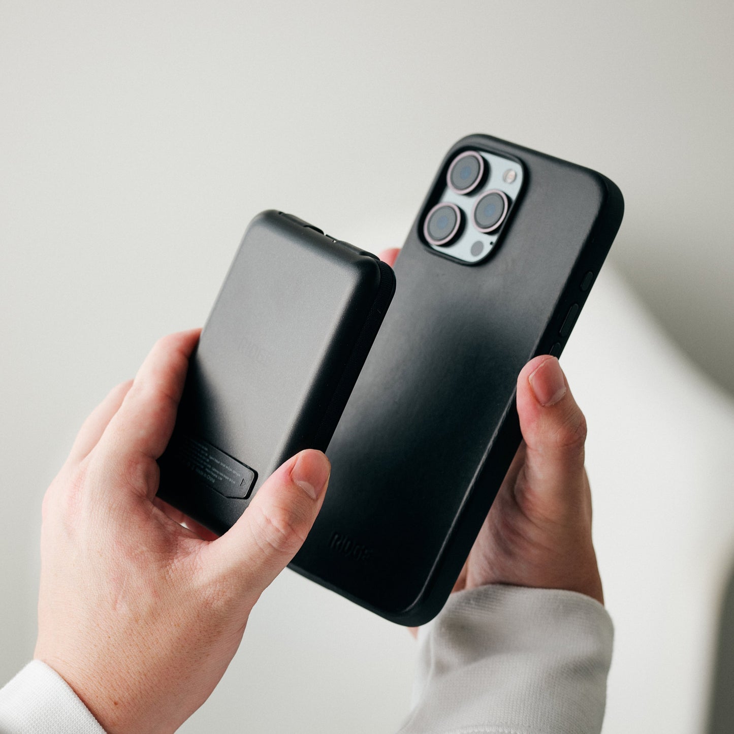 Everyday Charging Kit - iPhone 16 - Tobacco Brown Leather