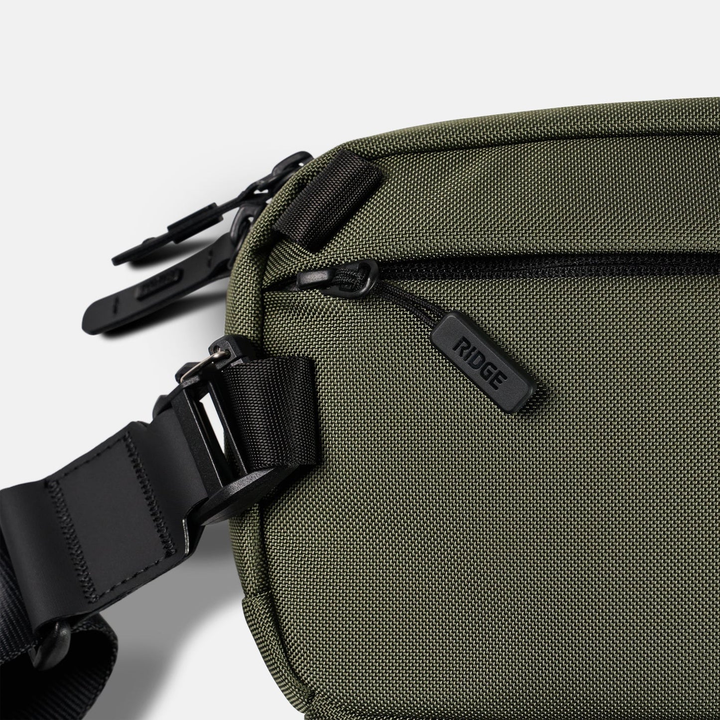 Commuter Sling - Matte Olive